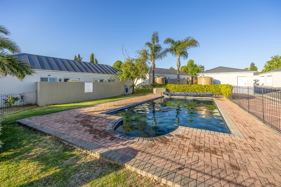 2 Bedroom Property for Sale in Goedemoed Western Cape